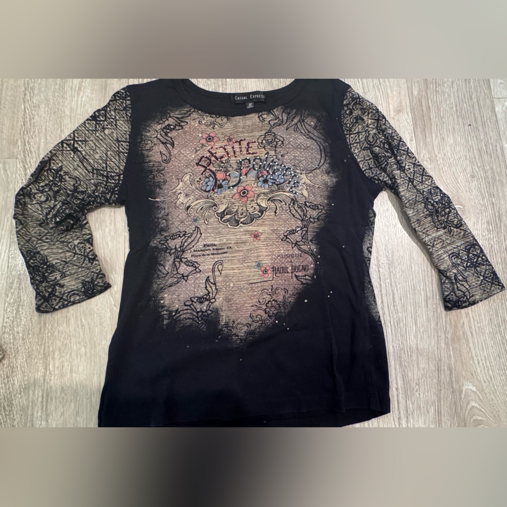 Boho graphic black tee 7/8 sleeves